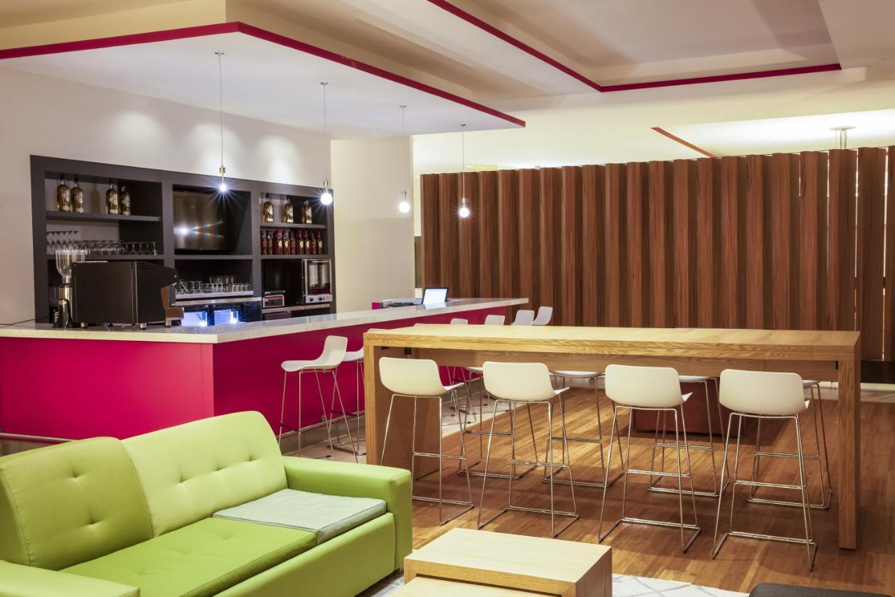 Fiesta Inn Celaya Galerias Exteriér fotografie